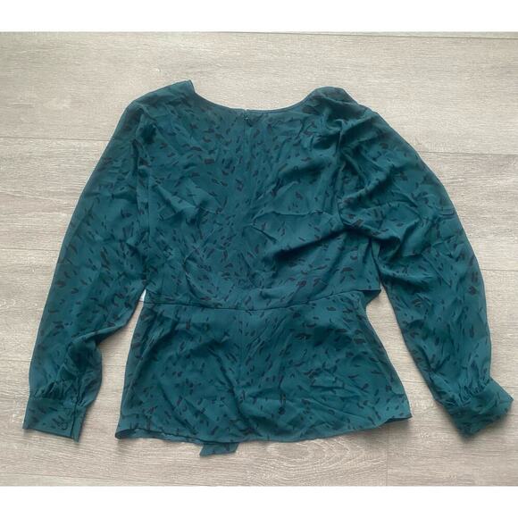 NWT Chelsea28 Green Ponderosa Leopard‎ Size Large - Picture 3 of 5